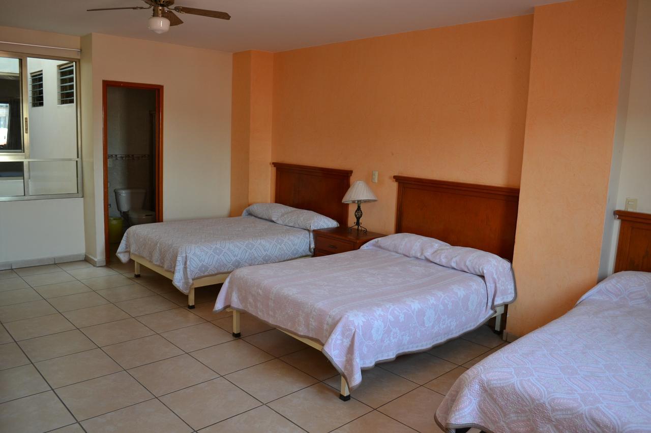 Hotel San Angel Сан Хуан де лос Лагос Екстериор снимка