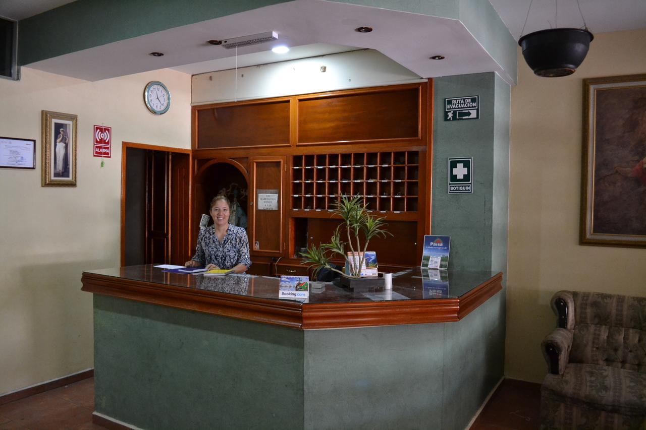 Hotel San Angel Сан Хуан де лос Лагос Екстериор снимка
